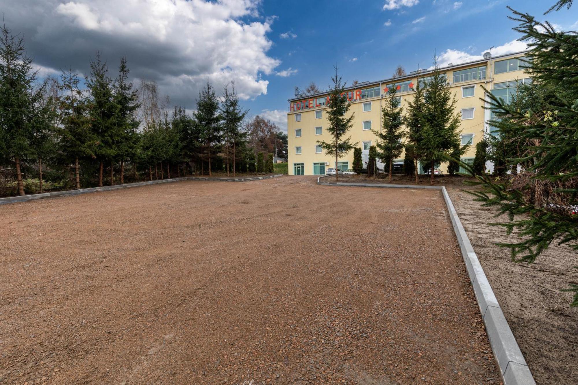 Hotel Artur Krakau Buitenkant foto